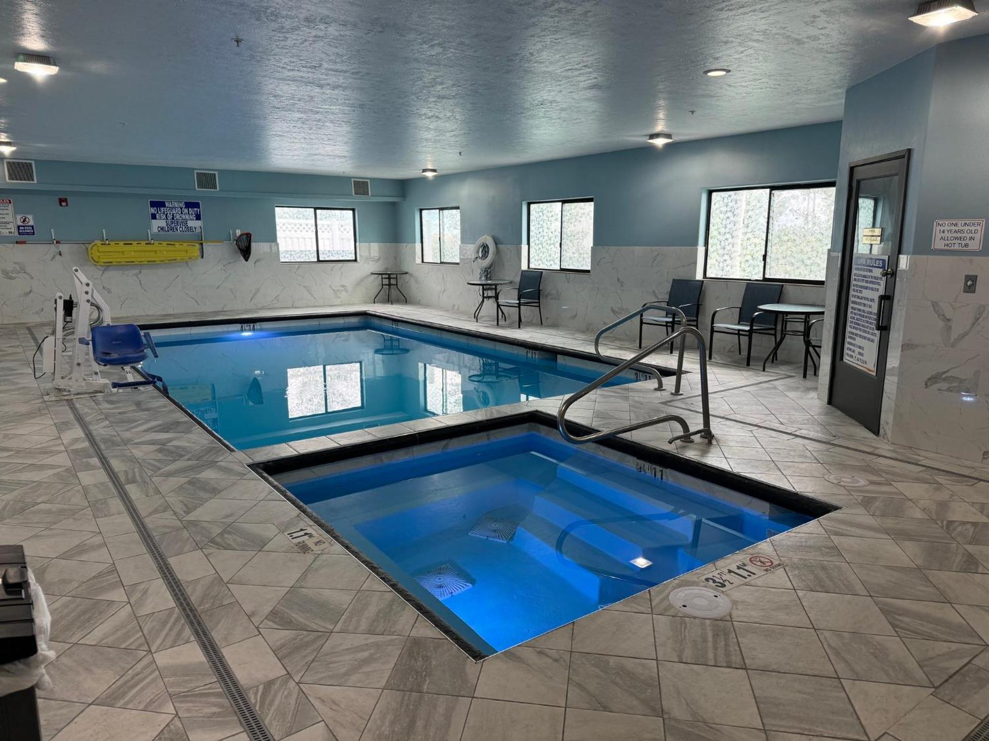Holiday Inn Express & Suites Alamosa By Ihg Экстерьер фото