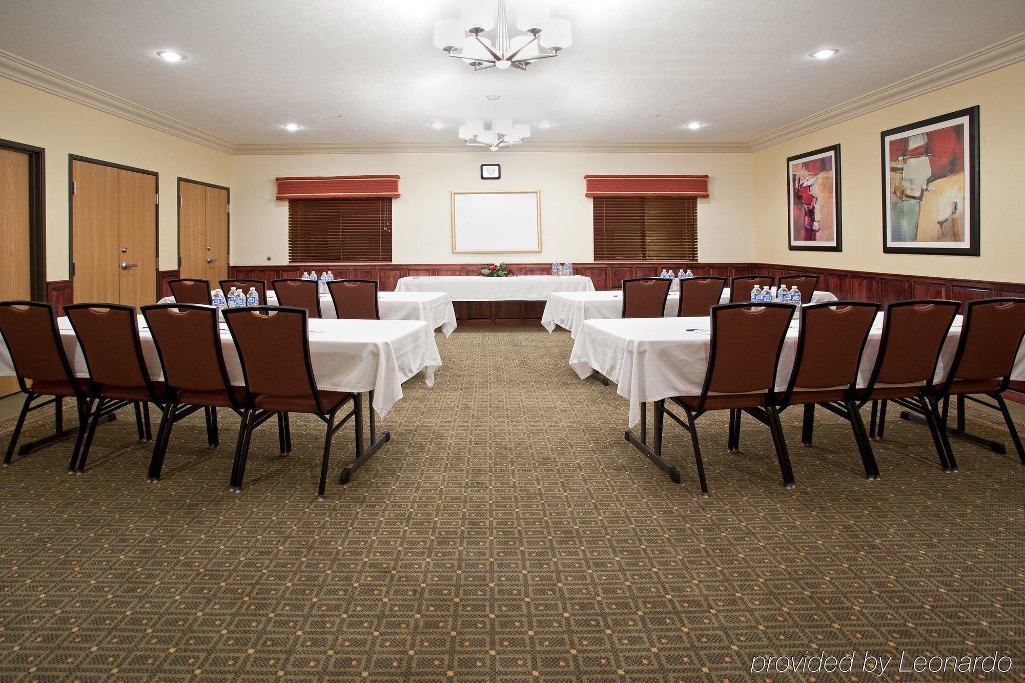 Holiday Inn Express & Suites Alamosa By Ihg Удобства фото