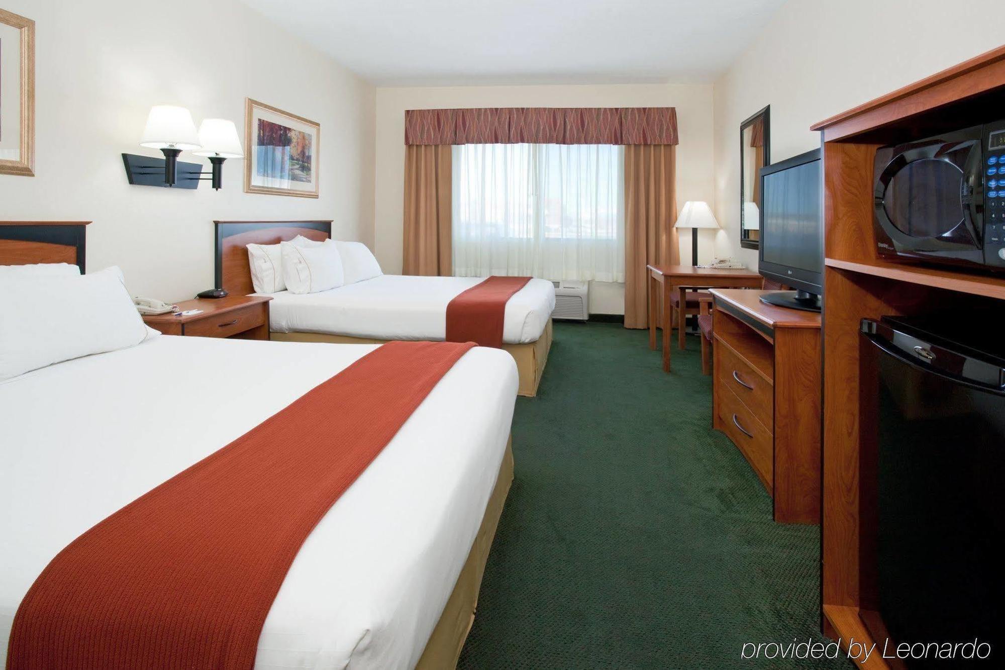 Holiday Inn Express & Suites Alamosa By Ihg Номер фото