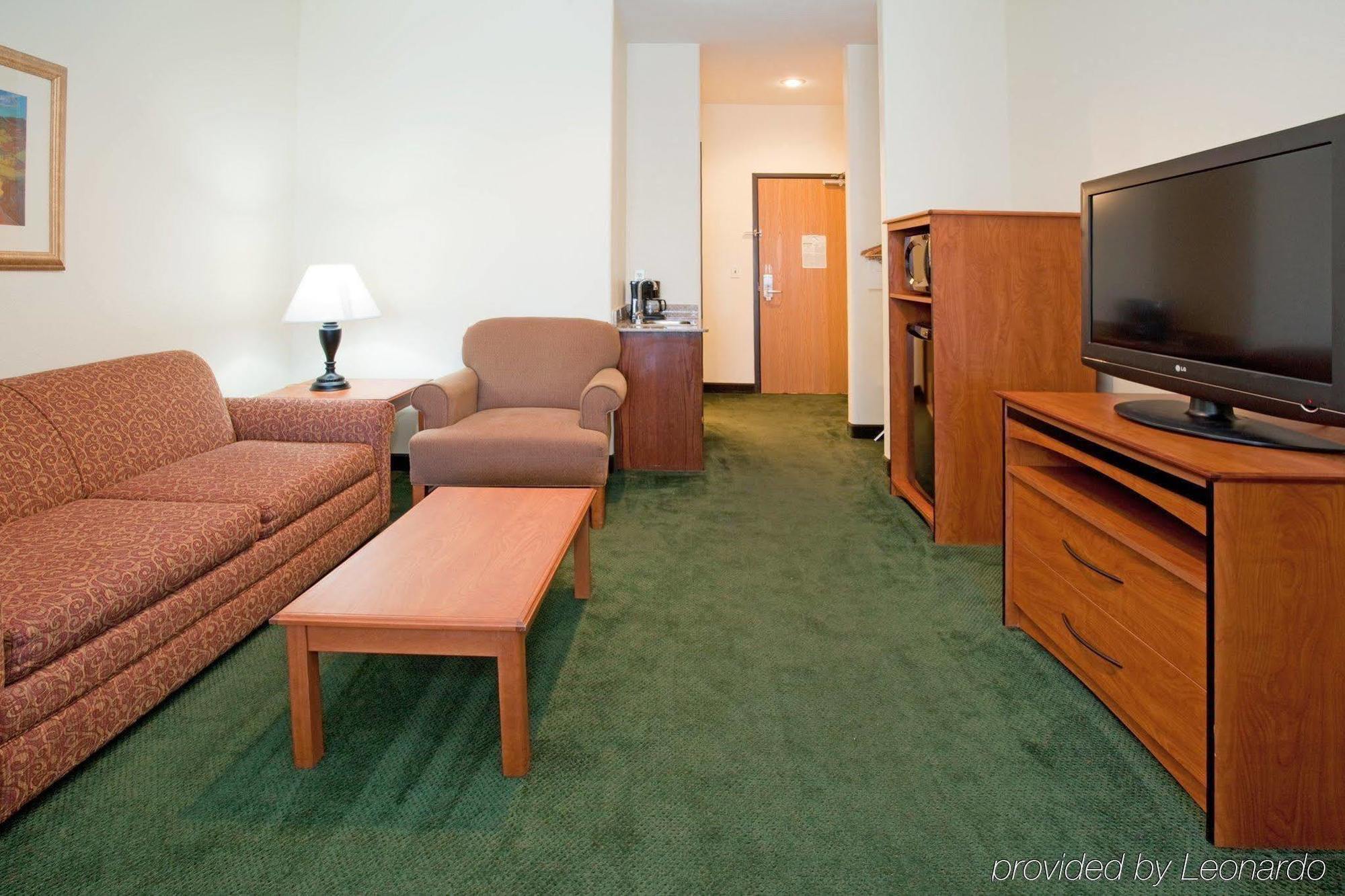 Holiday Inn Express & Suites Alamosa By Ihg Экстерьер фото