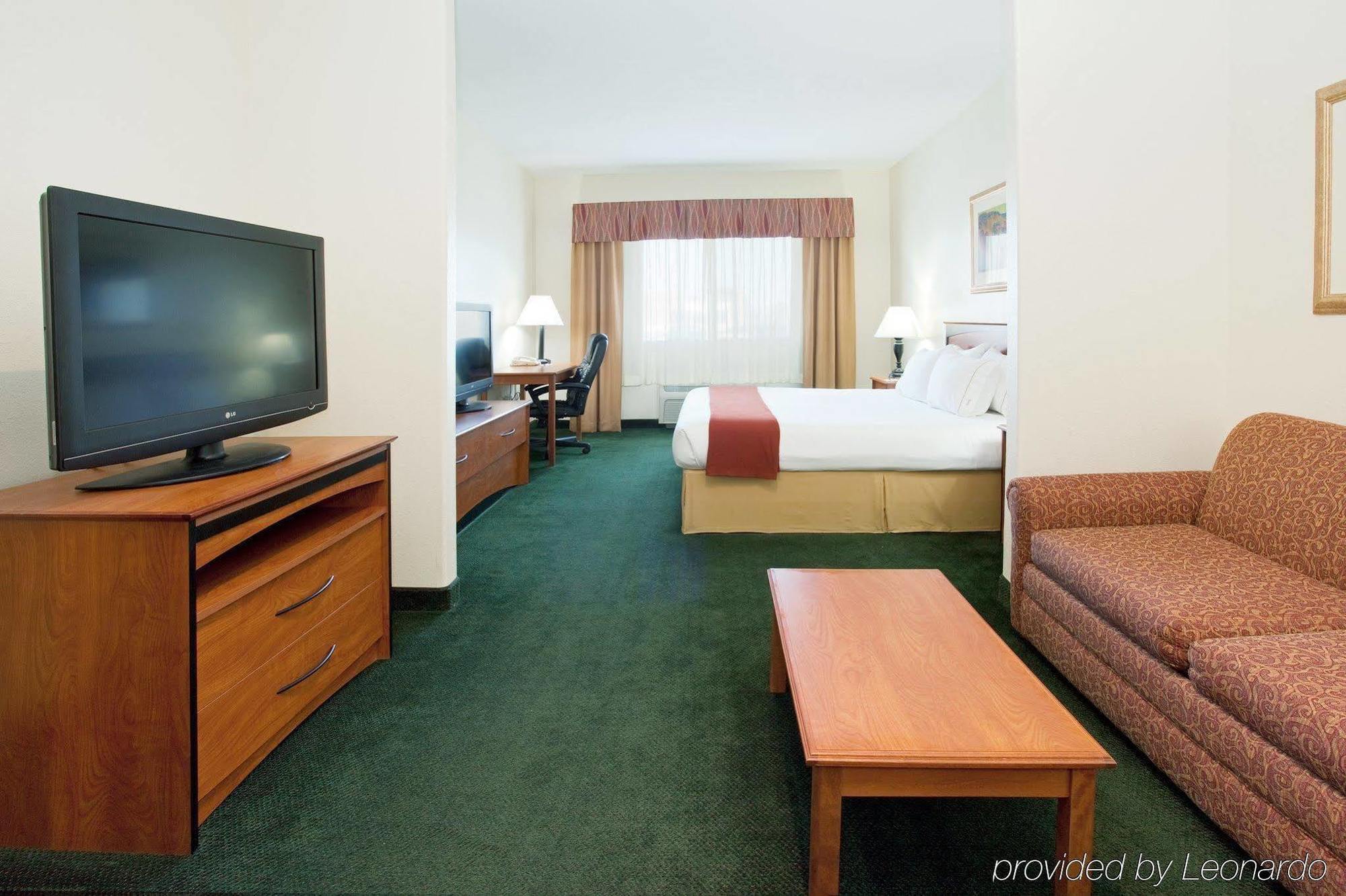 Holiday Inn Express & Suites Alamosa By Ihg Номер фото
