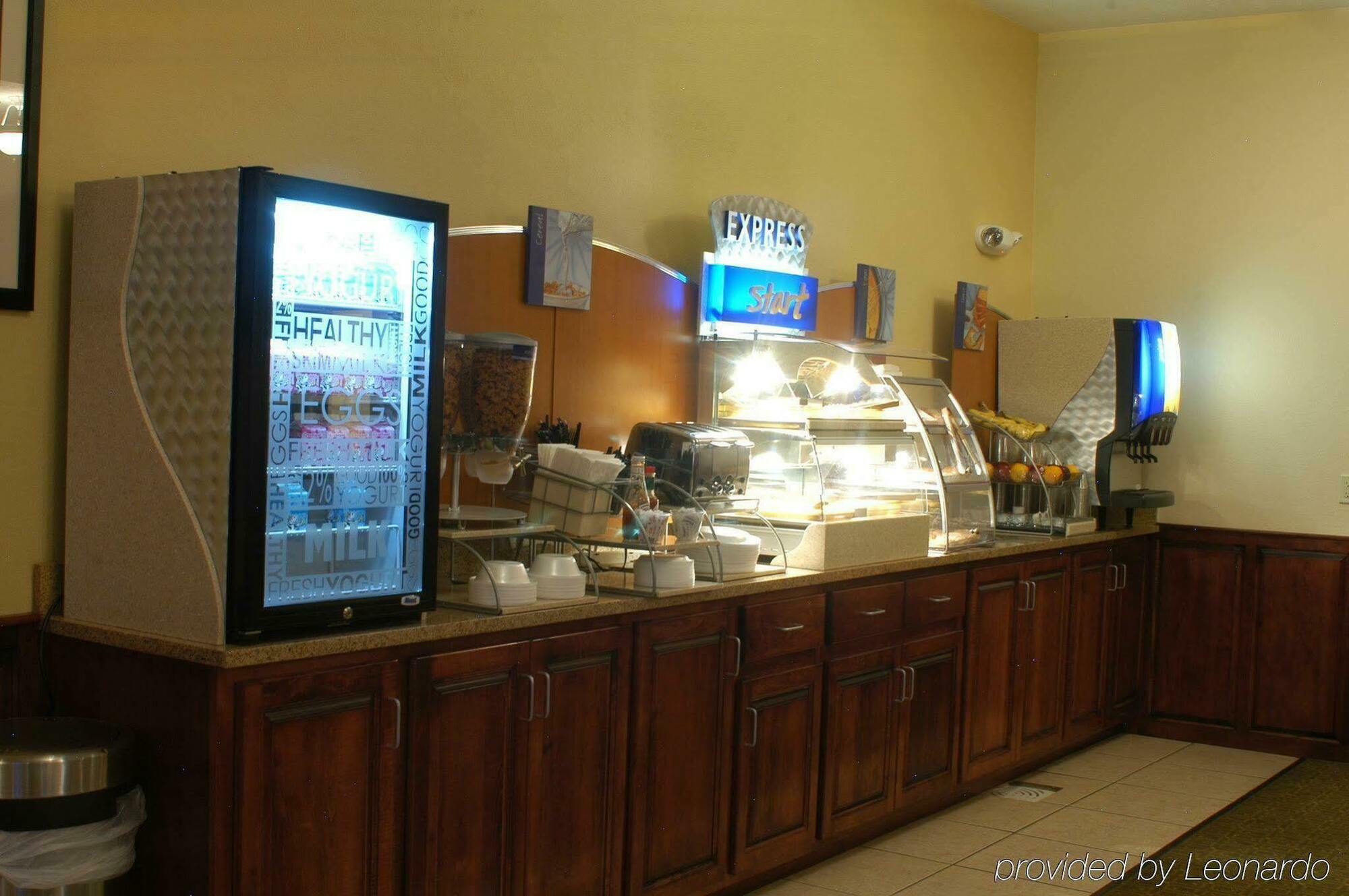 Holiday Inn Express & Suites Alamosa By Ihg Экстерьер фото