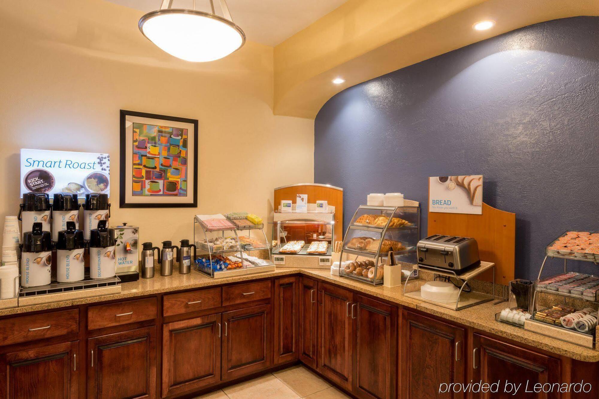 Holiday Inn Express & Suites Alamosa By Ihg Экстерьер фото